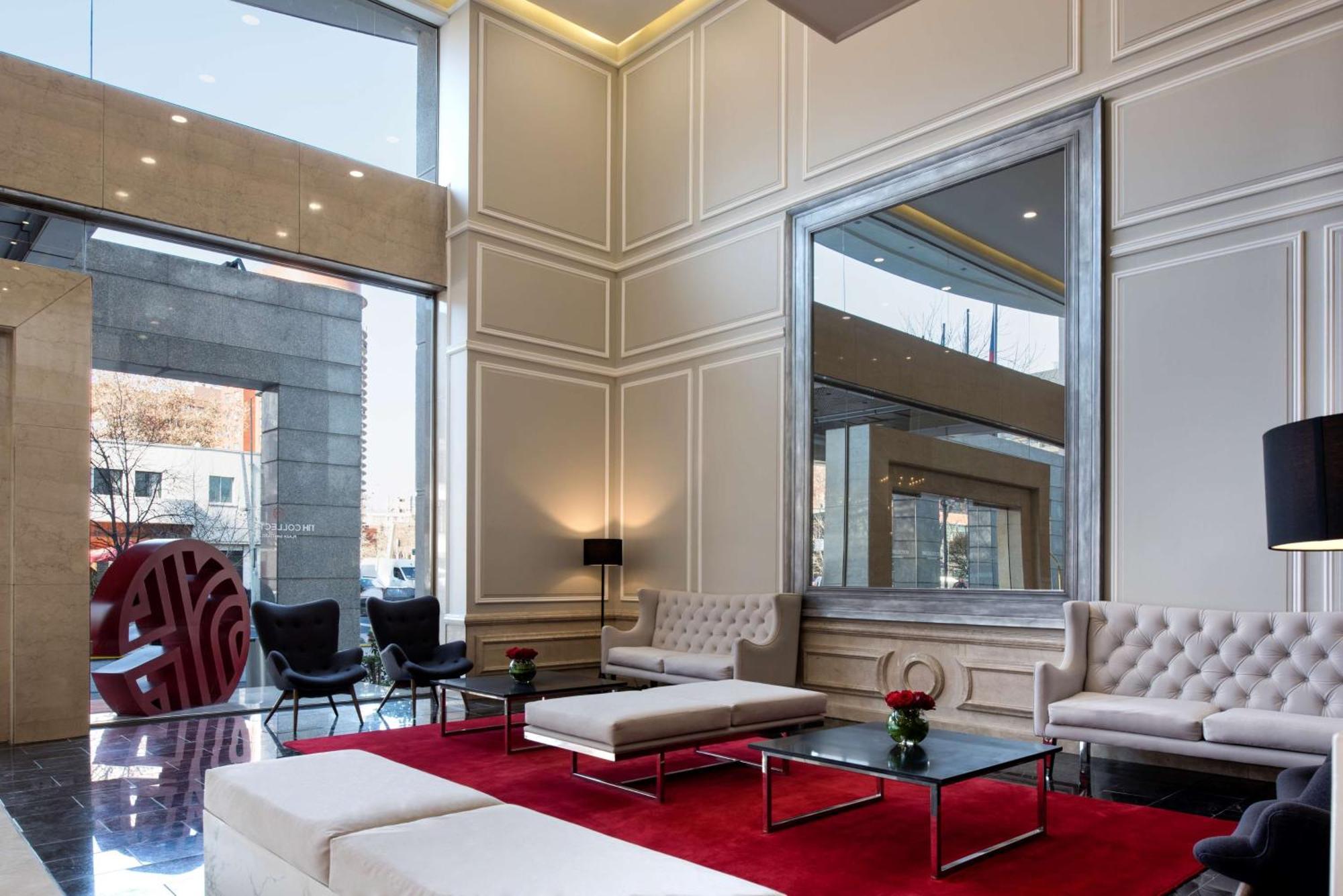 Nh Collection Plaza Santiago Hotel Exterior foto Lobby